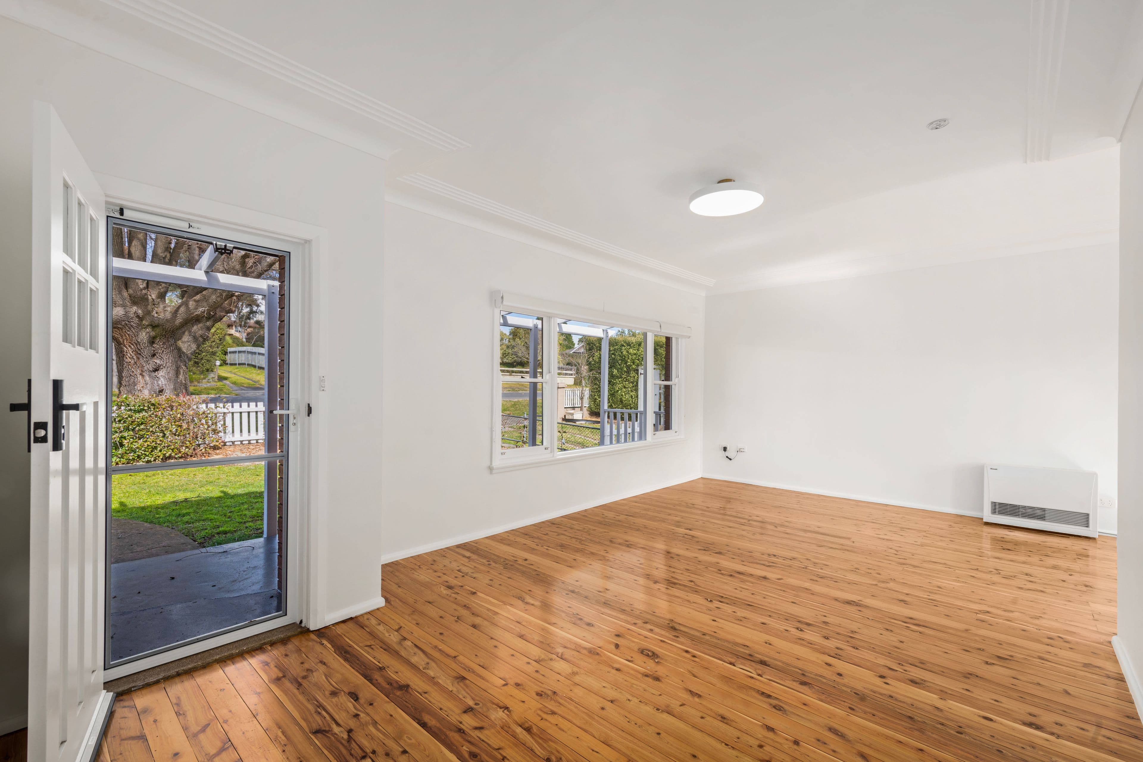 19 Elizabeth Street, Moss Vale NSW 2577, Moss Vale - Thumbnail 2
