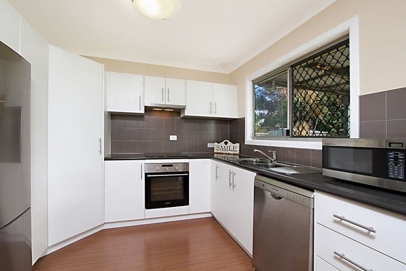 3 Overton Court, CRESTMEAD QLD 4132, Crestmead - Image 1