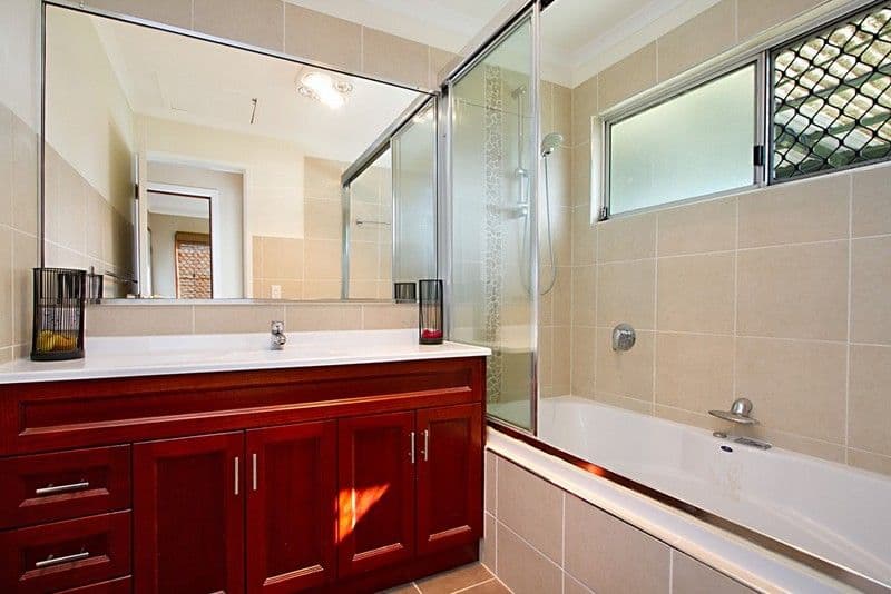 3 Overton Court, CRESTMEAD QLD 4132, Crestmead - Thumbnail 5
