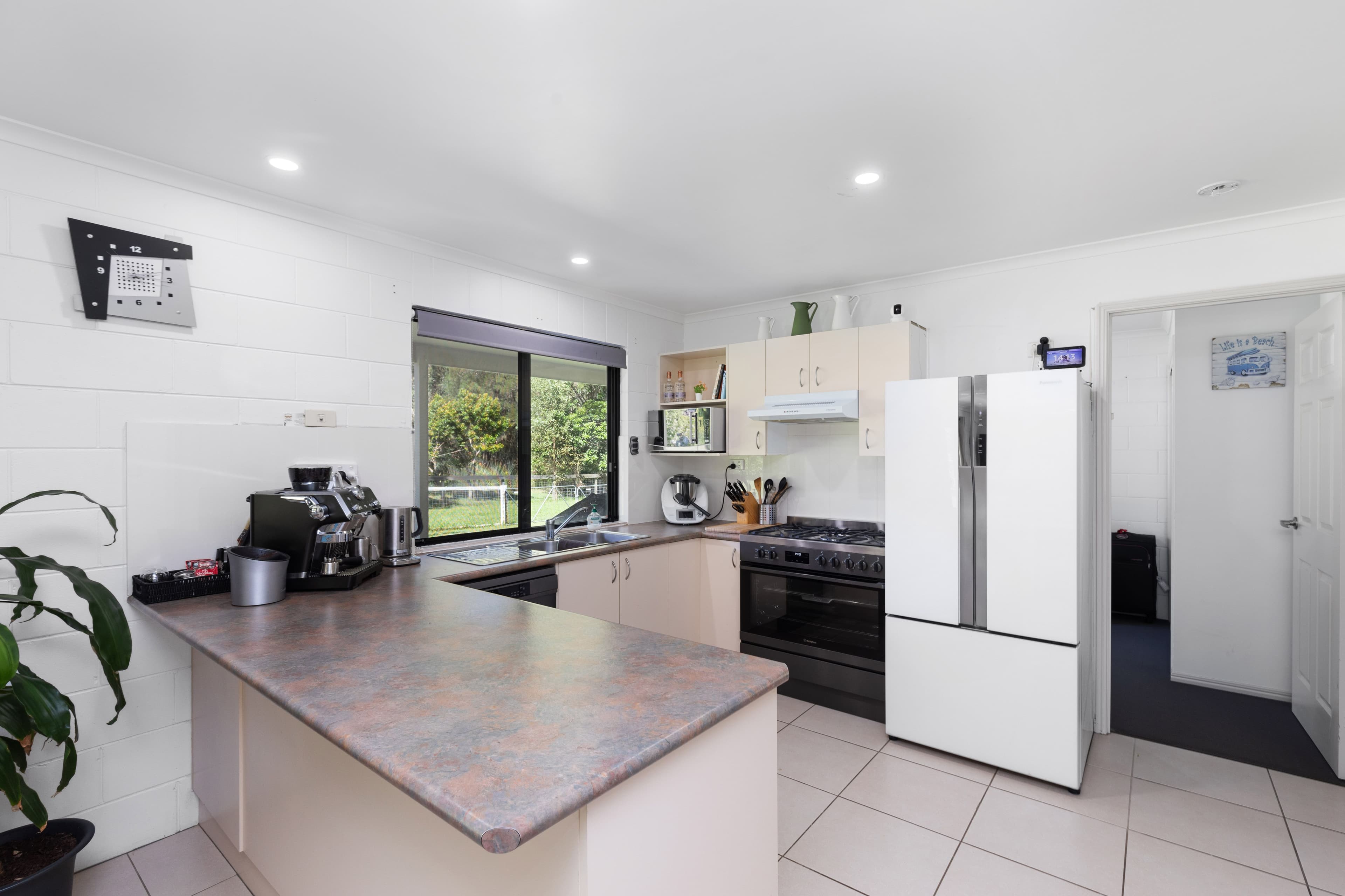 10 Cobb and Co Drive, Beerburrum QLD 4517, Beerburrum - Thumbnail 2