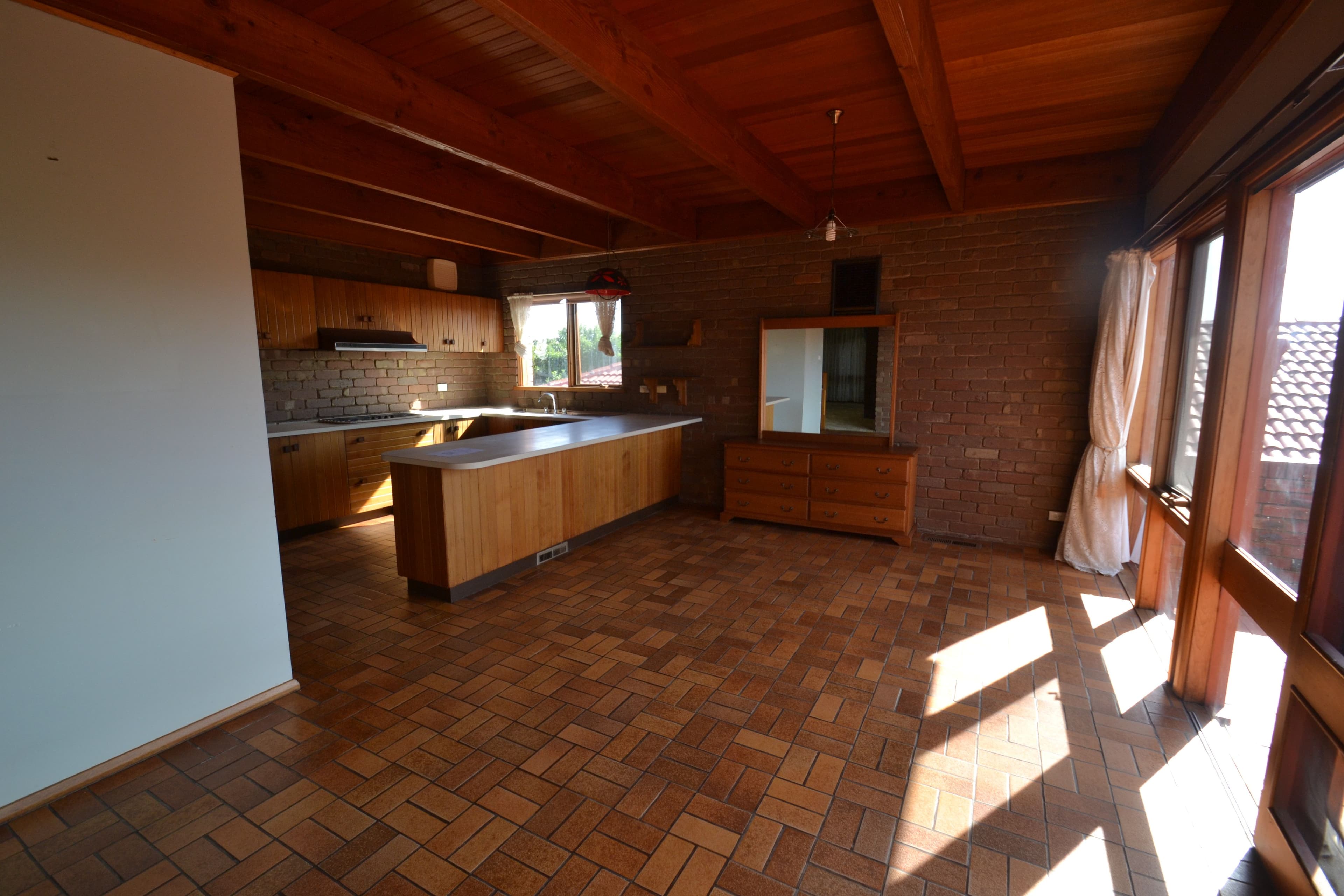 22 Priestley Crescent, Seymour VIC 3660, Seymour - Thumbnail 4