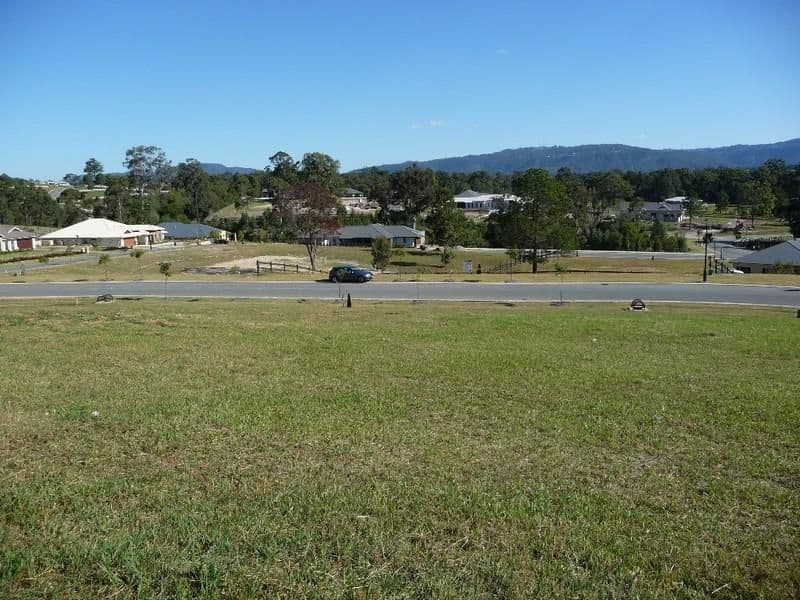 14 Greenacre Way, MAUDSLAND QLD 4210, Maudsland - Thumbnail 2
