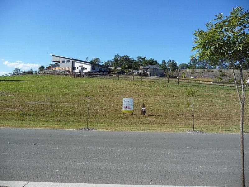 14 Greenacre Way, MAUDSLAND QLD 4210, Maudsland - Thumbnail 6