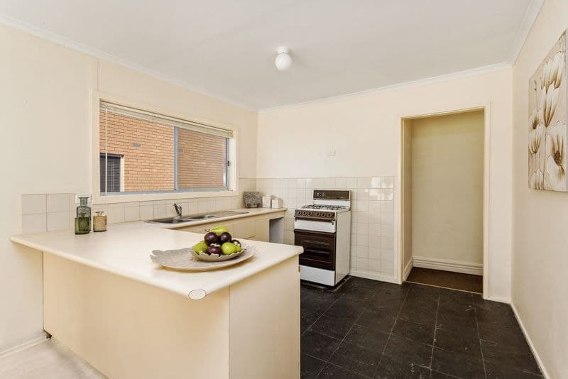 67 Hyde Street, Footscray - Thumbnail 7