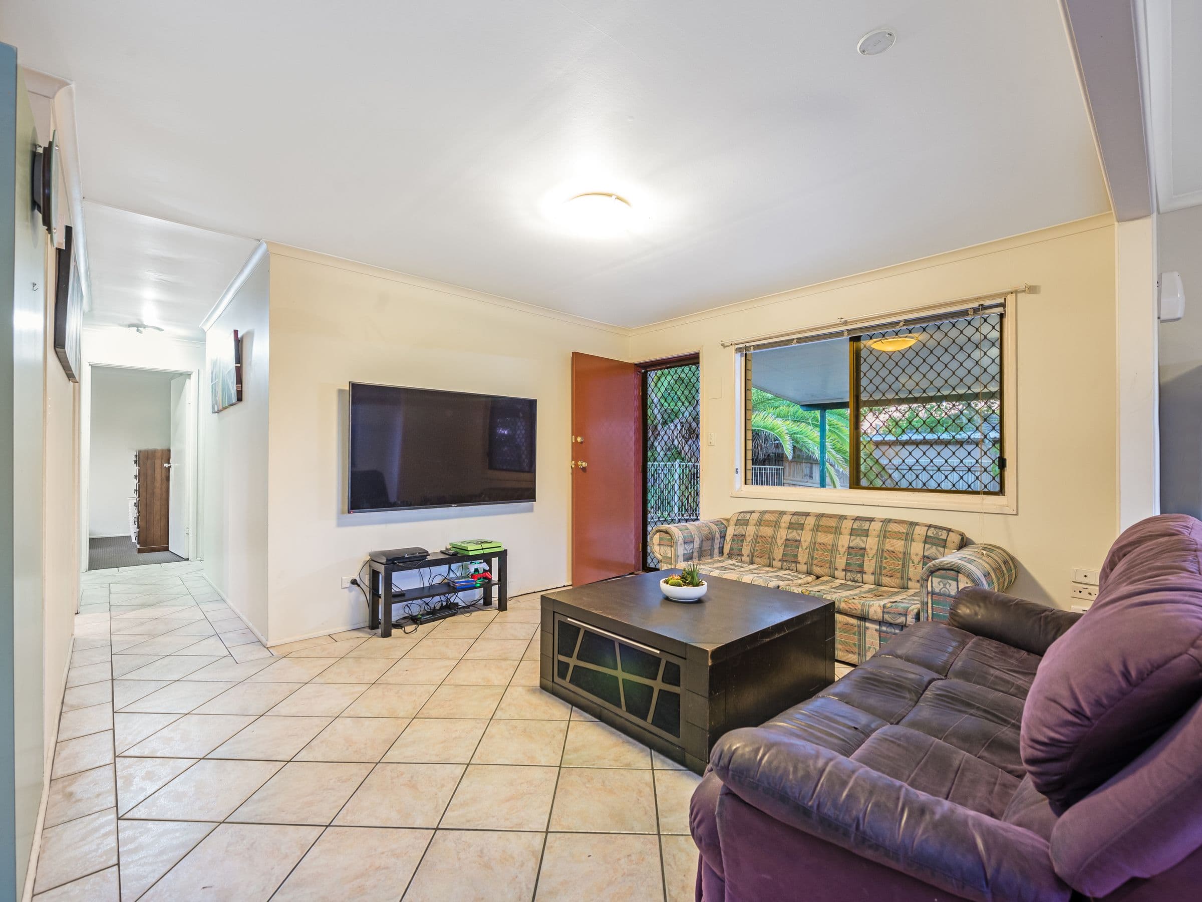 23 Yorkshire Crescent, Mount Warren Park QLD 4207, Mount Warren Park - Thumbnail 7