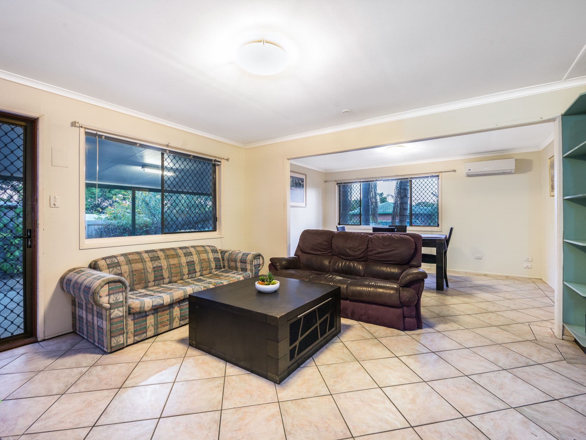 23 Yorkshire Crescent, Mount Warren Park QLD 4207, Mount Warren Park - Thumbnail 8
