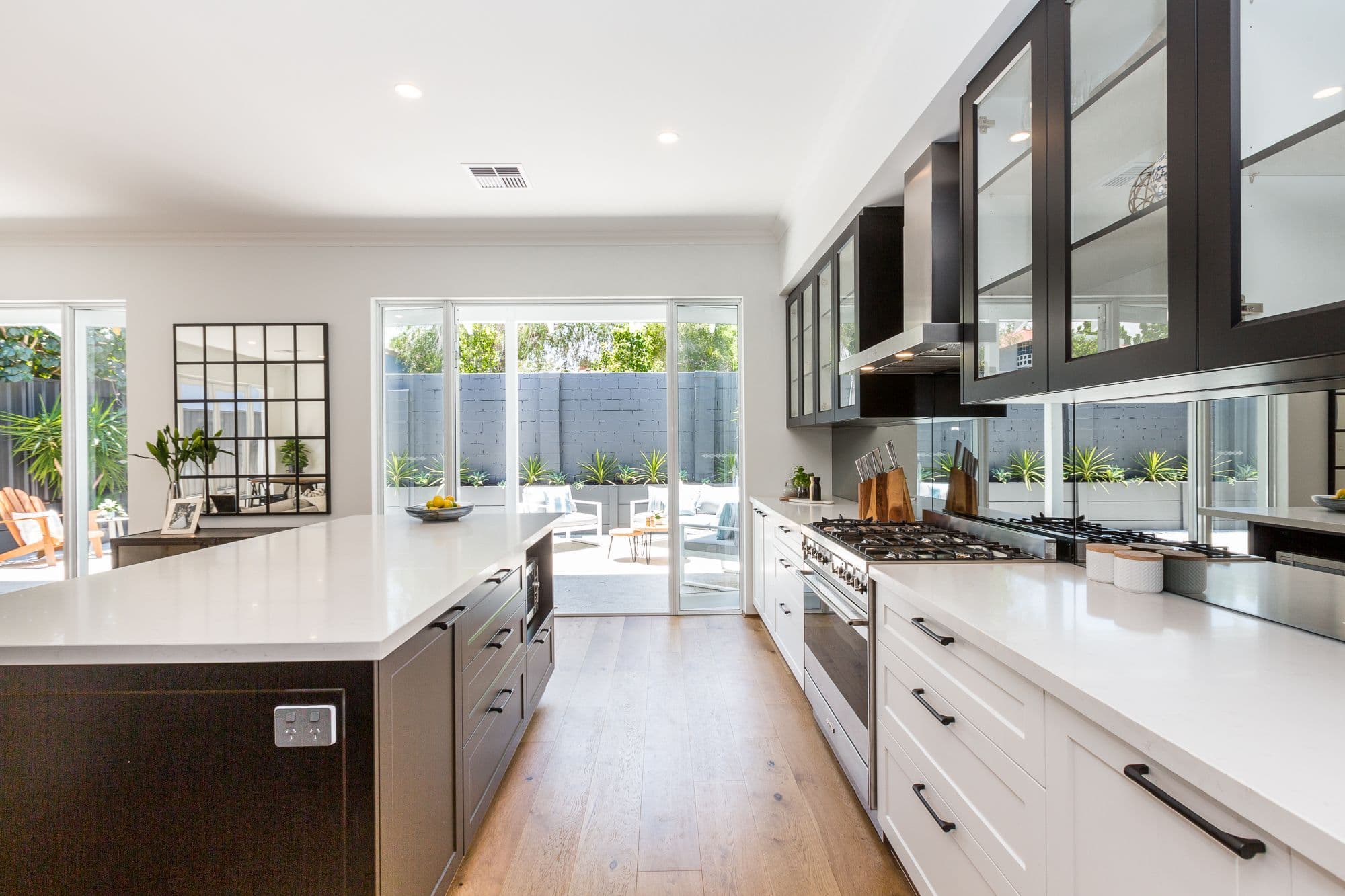 34 East Street, Mount Hawthorn WA 6016, Mount Hawthorn - Thumbnail 2