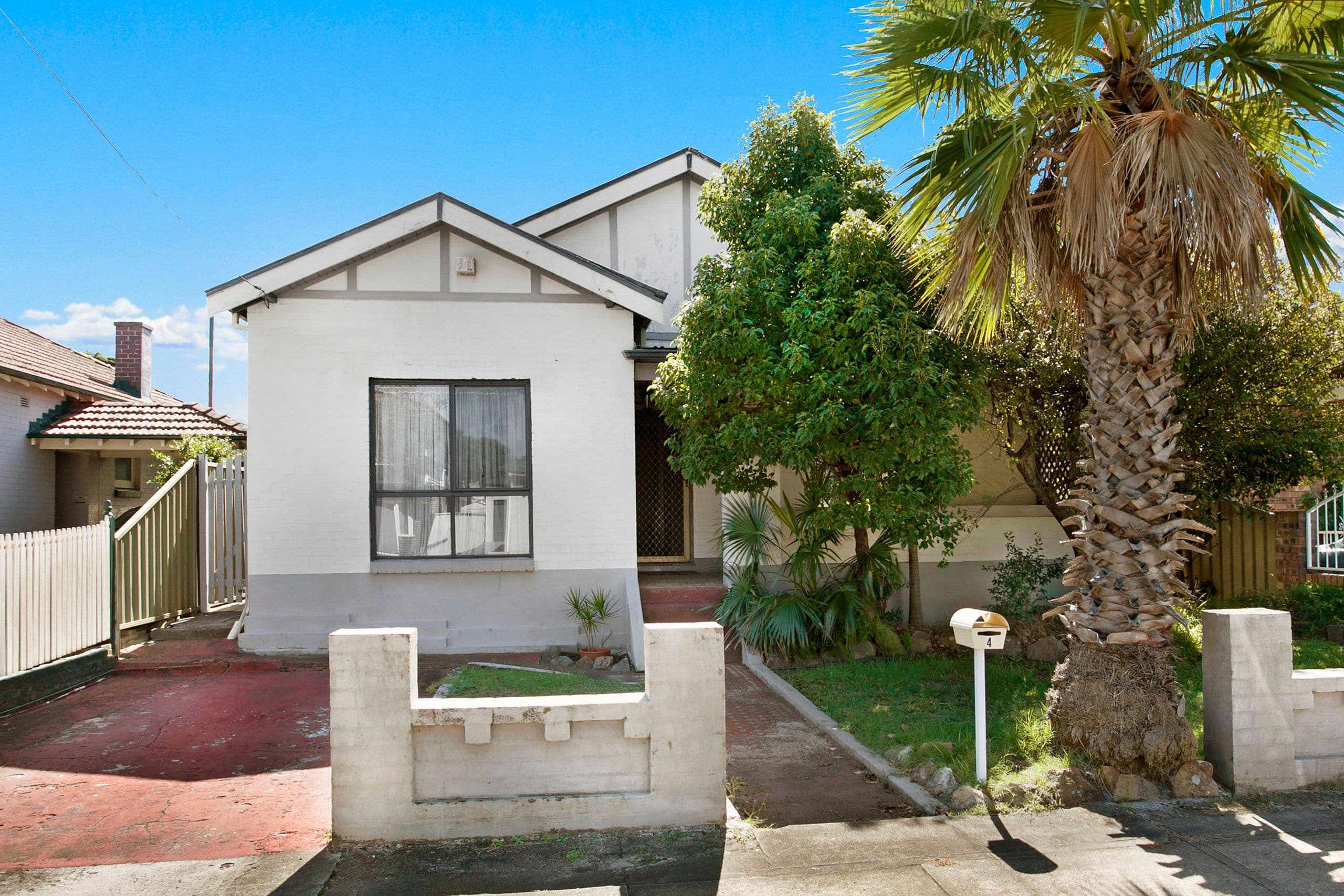 4 Yarren Avenue, Brighton-Le-Sands - Image 1