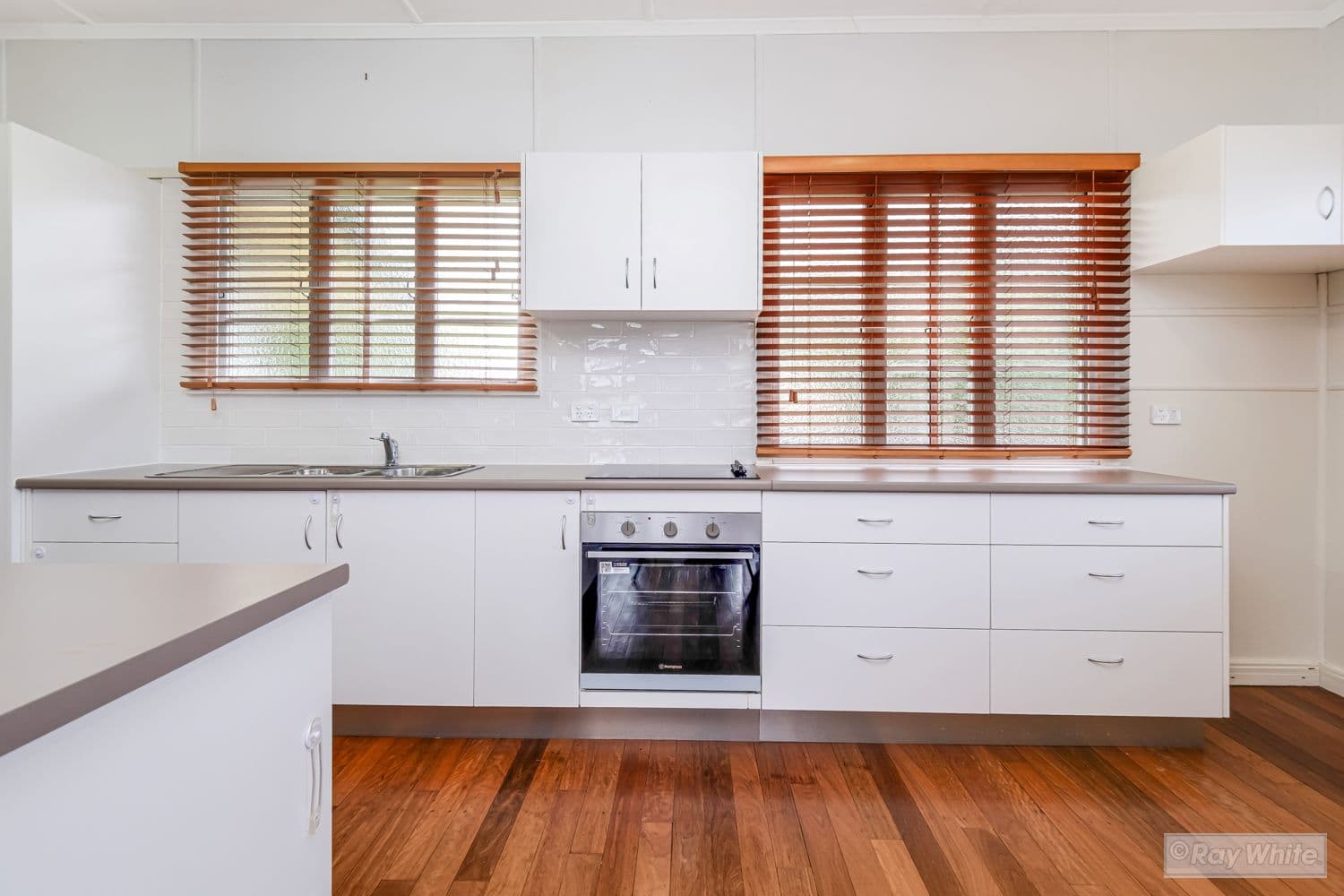 22 Henderson Street, Park Avenue QLD 4701, Park Avenue - Thumbnail 6
