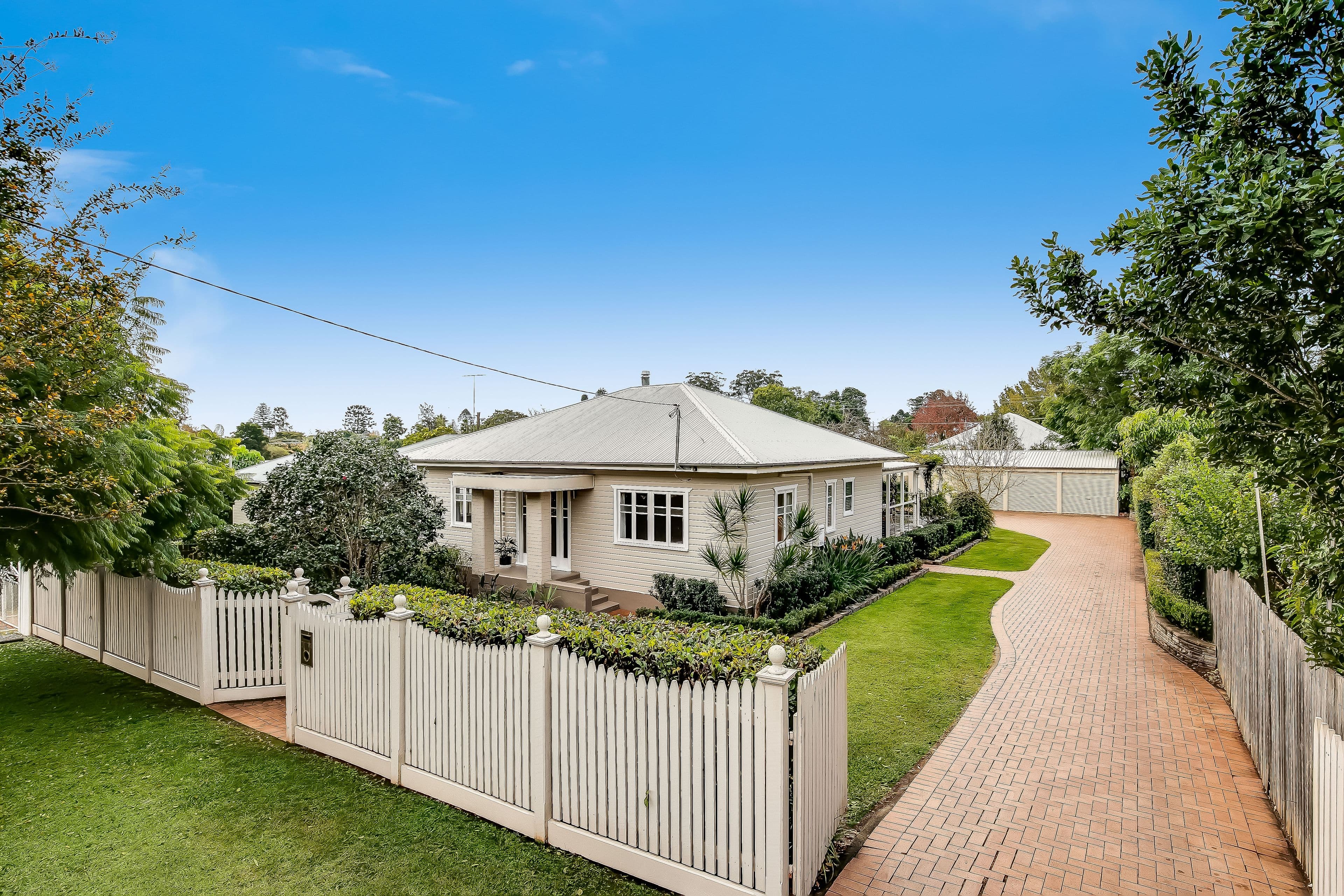 7 Vasey Concourse, Croydon, Croydon - Image 1