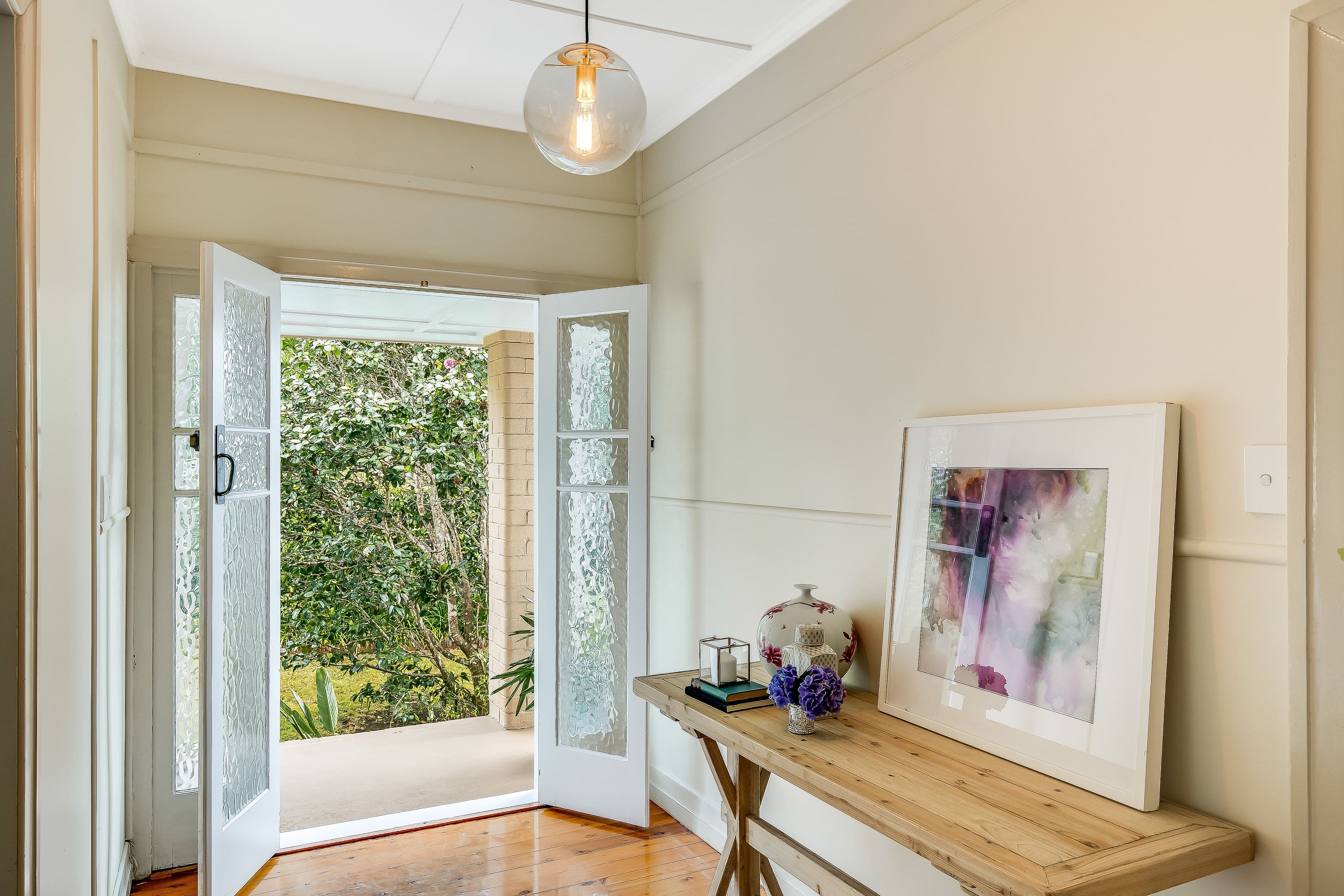 7 Vasey Concourse, Croydon, Croydon - Thumbnail 2