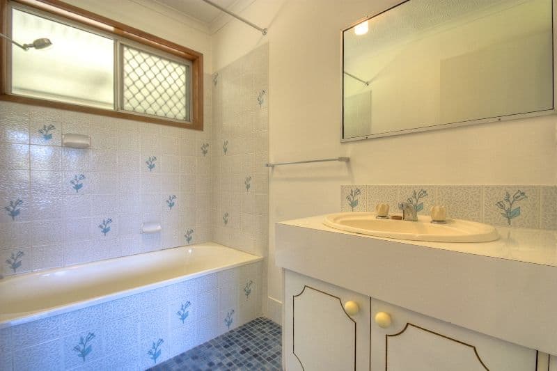 64 Naomai Street, BUNDAMBA QLD 4304, Bundamba - Thumbnail 4