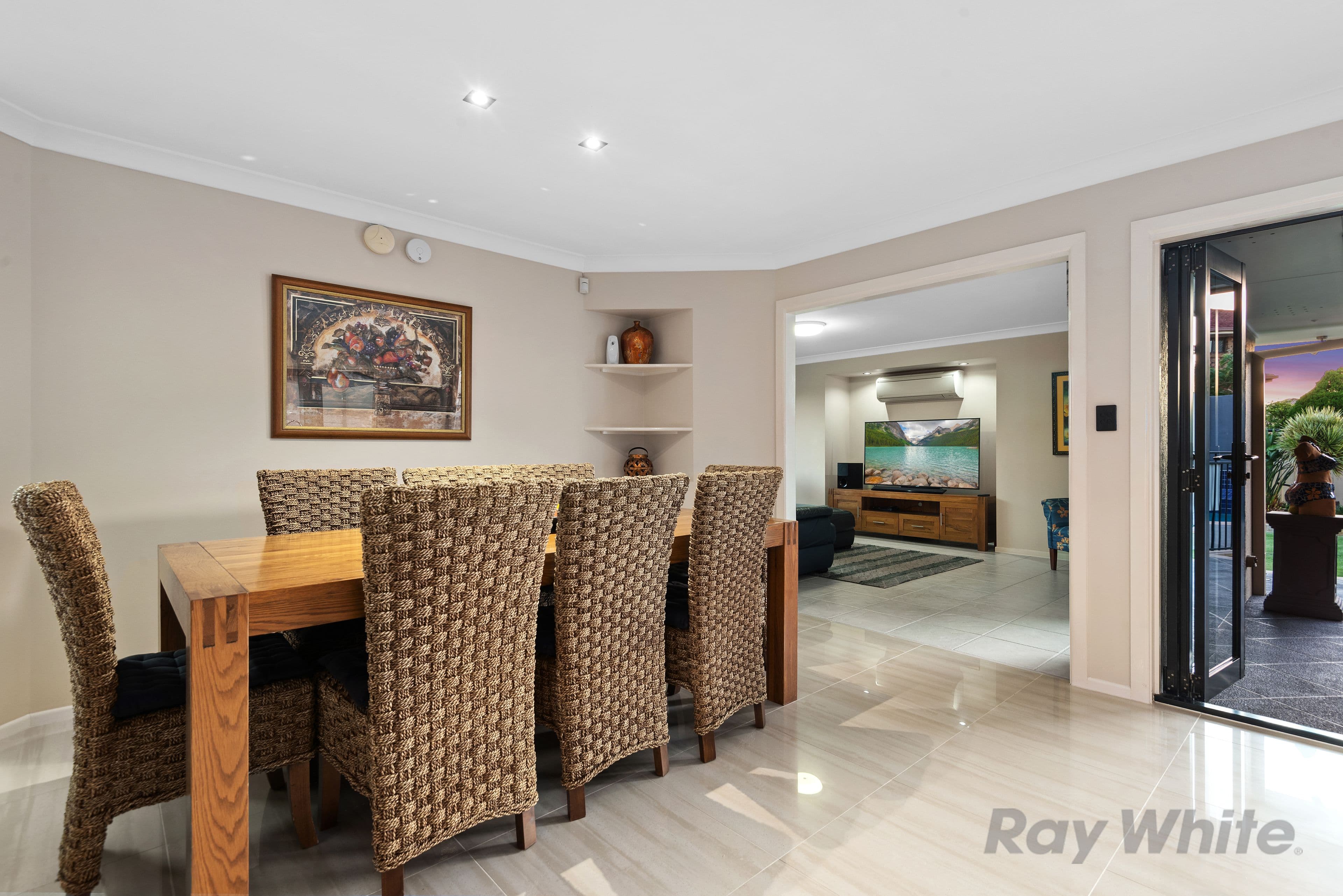 27 Manmarra Crescent, Eight Mile Plains QLD 4113, Eight Mile Plains - Thumbnail 5