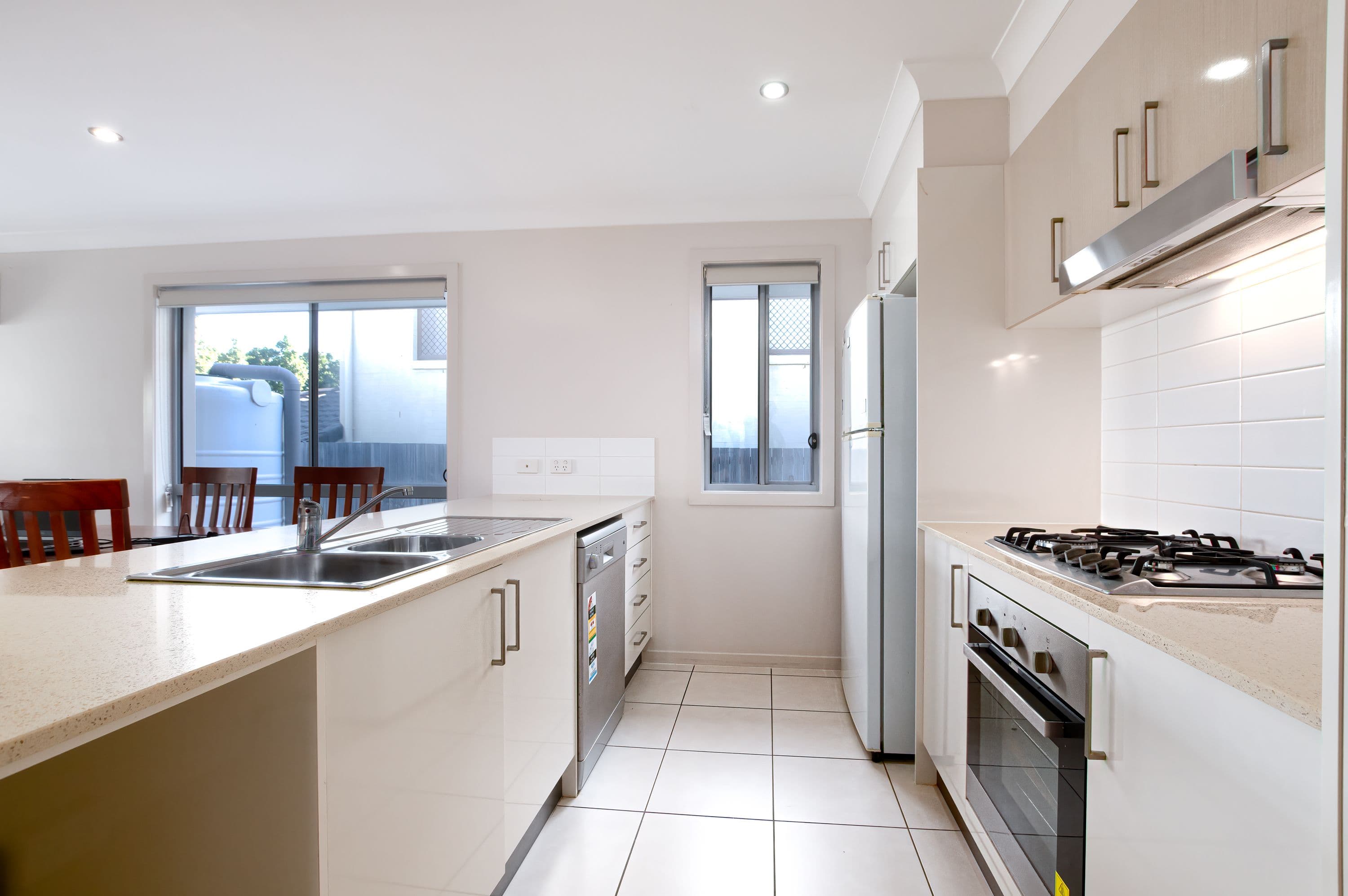18 The Avenue, Heathwood QLD 4110, Heathwood - Thumbnail 4