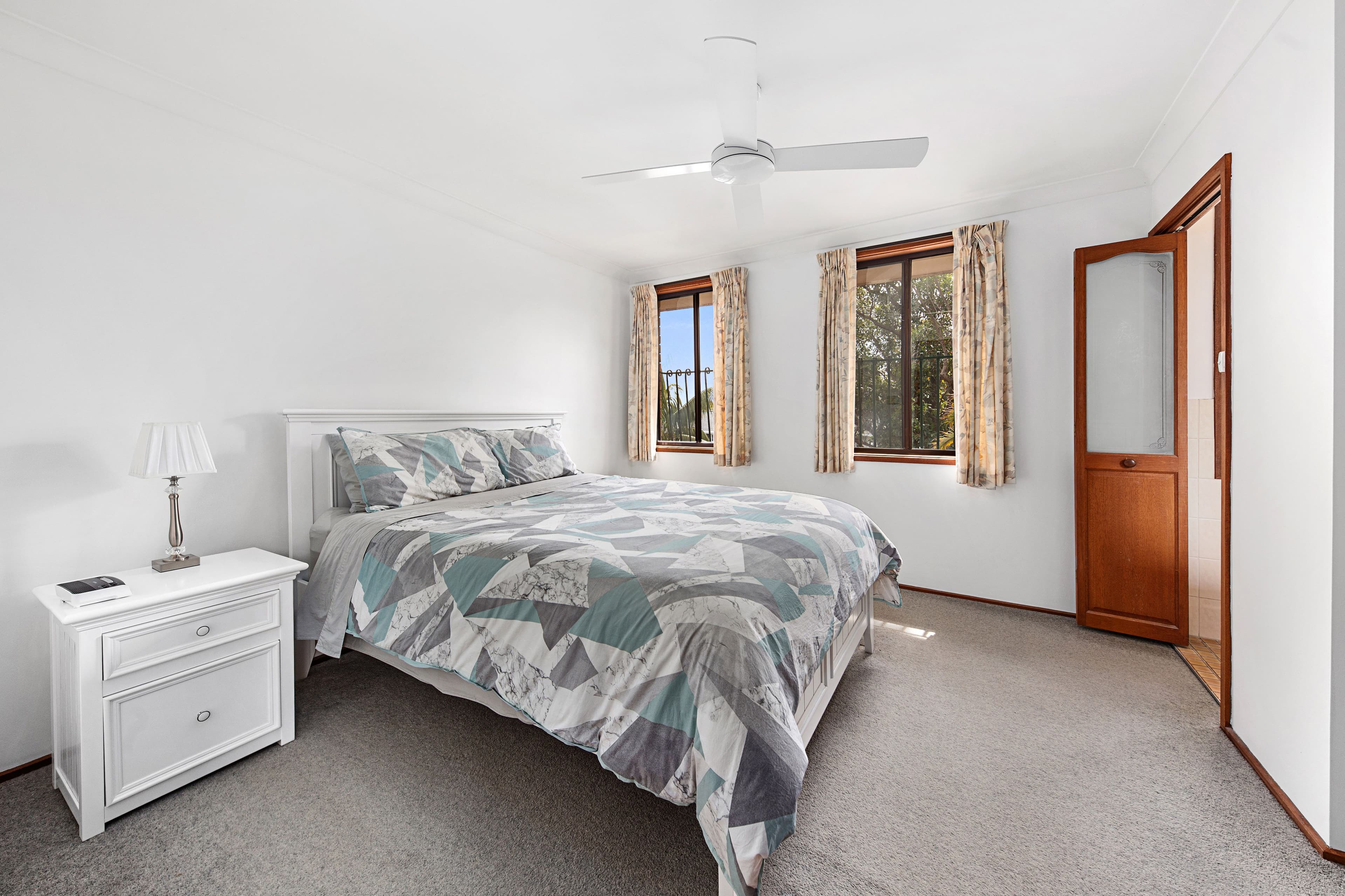 2 Jervis Drive, Illawong NSW 2234, Illawong - Thumbnail 5