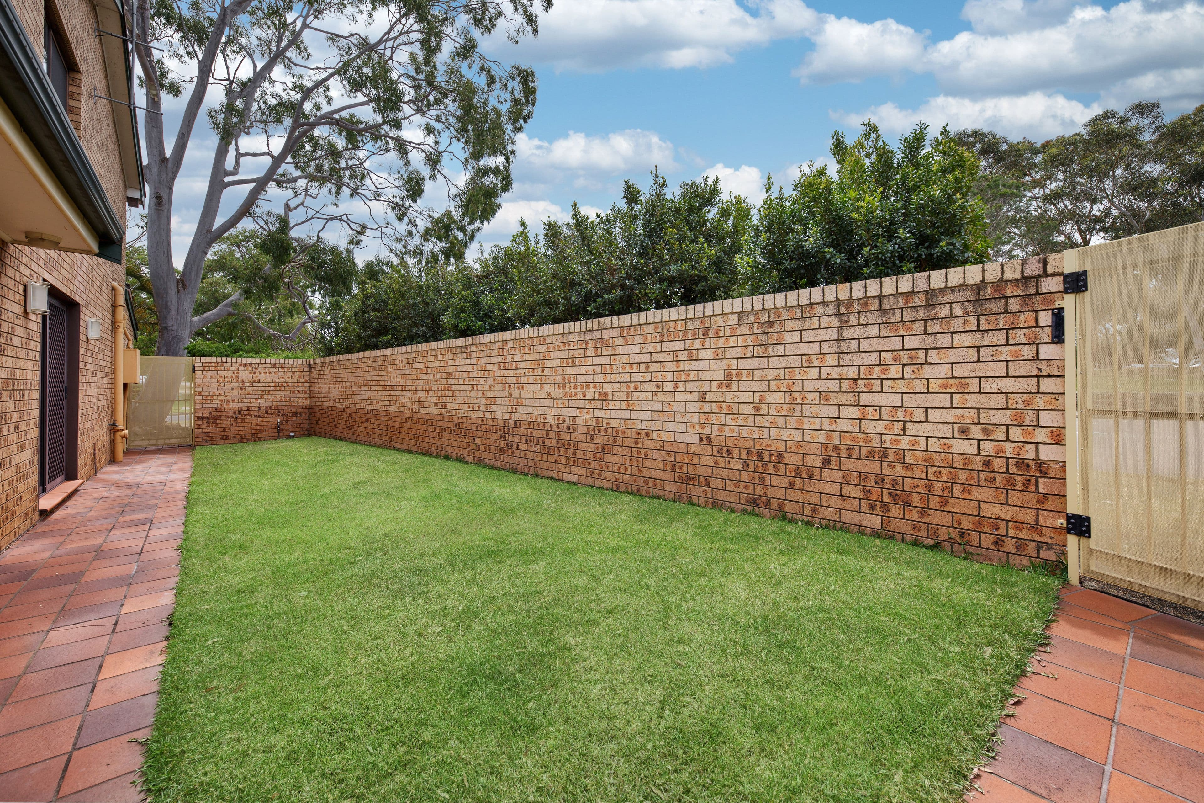 2 Jervis Drive, Illawong NSW 2234, Illawong - Thumbnail 7