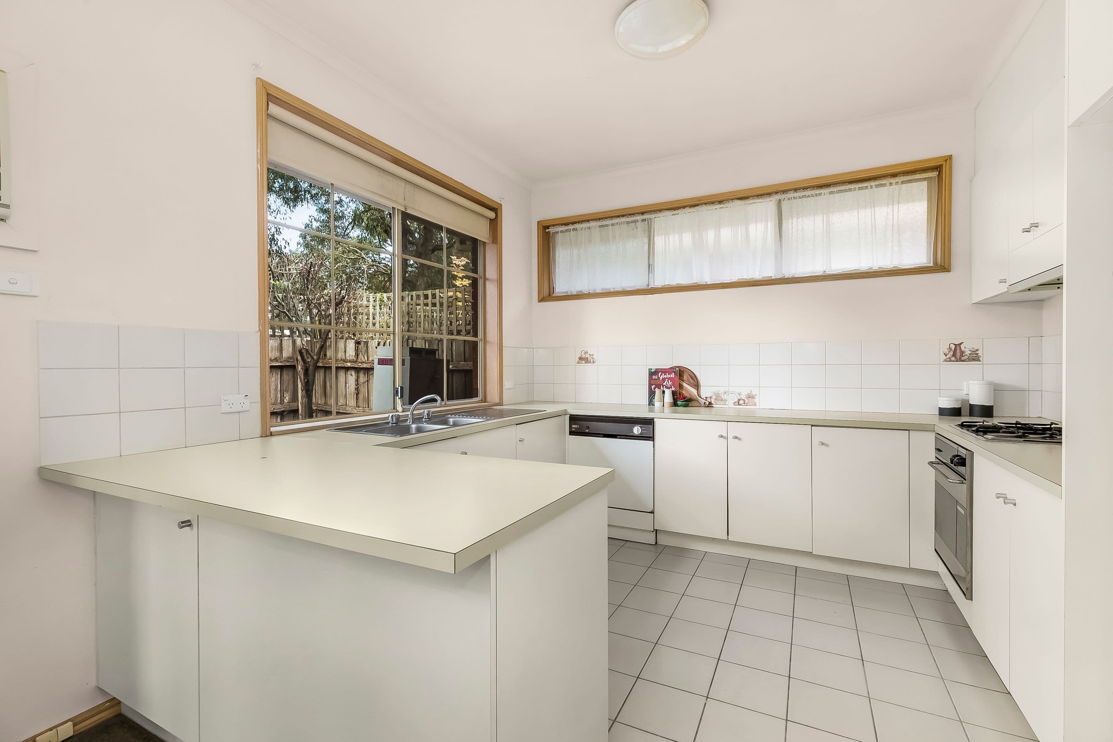 103 Bogong Avenue, Glen Waverley VIC 3150, Glen Waverley - Thumbnail 4