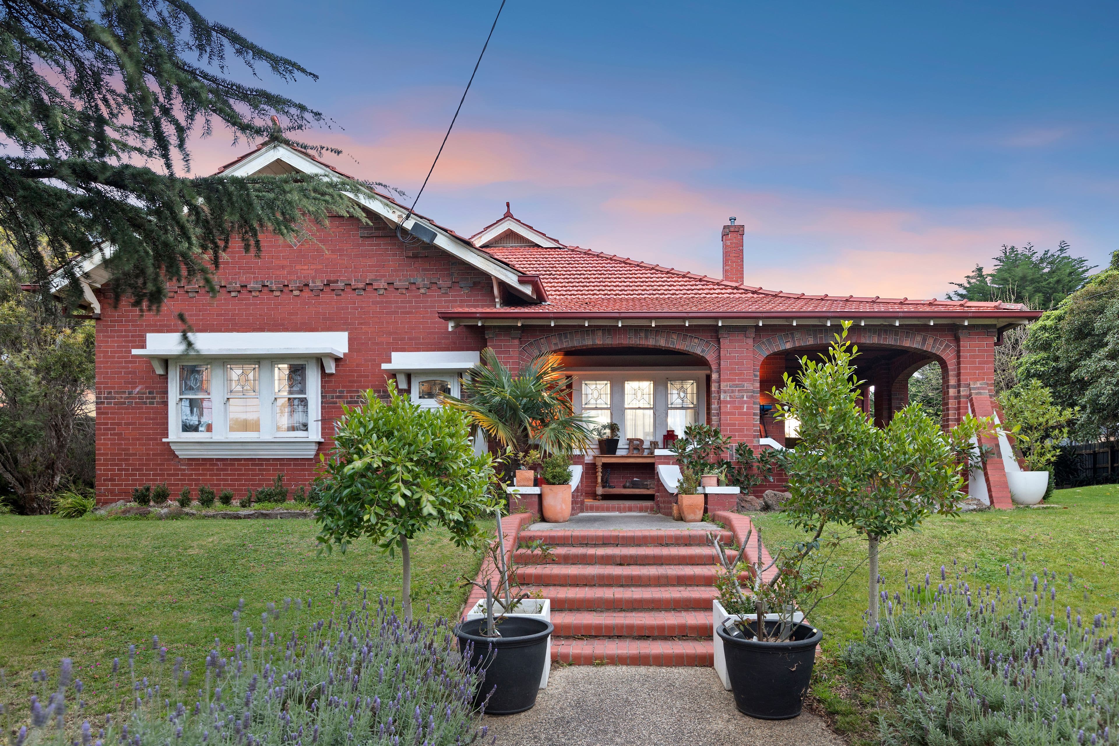 203 Charman Road, Cheltenham VIC 3192, Cheltenham - Thumbnail 2