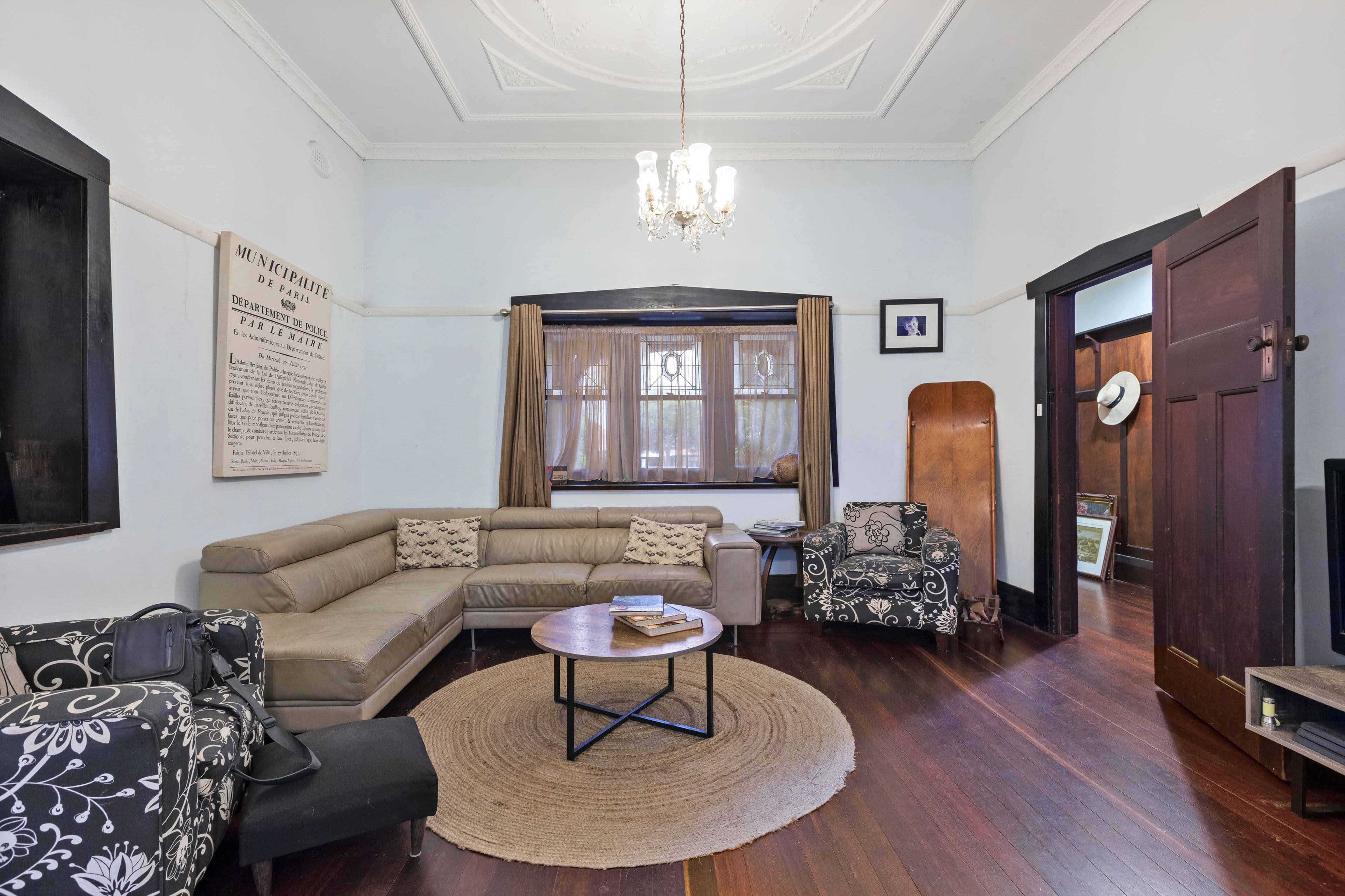 203 Charman Road, Cheltenham VIC 3192, Cheltenham - Thumbnail 3
