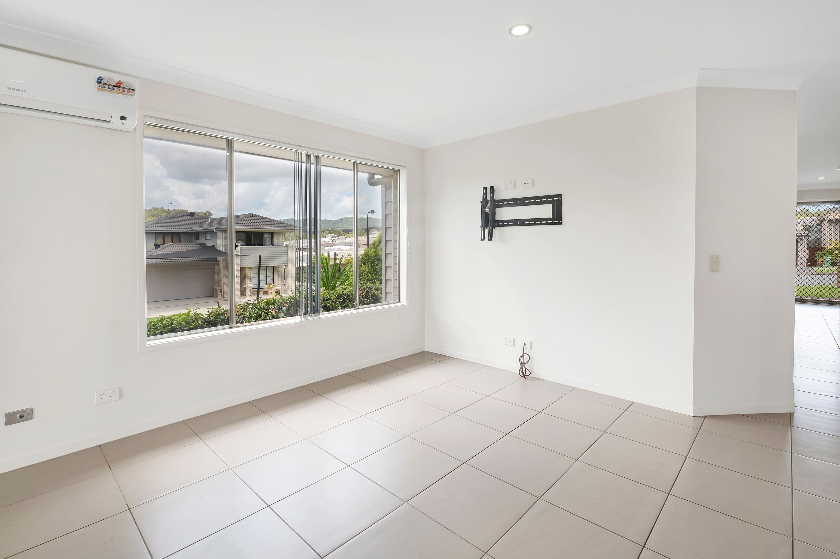 46 Landsdowne Drive, Ormeau Hills QLD 4208, Ormeau Hills - Thumbnail 4