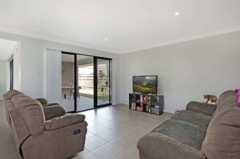 37 Woodlight Street, Mango Hill QLD 4509, Mango Hill - Thumbnail 3