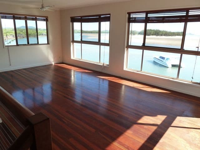 18 Seagull Street, SLADE POINT QLD 4740, Slade Point - Thumbnail 6
