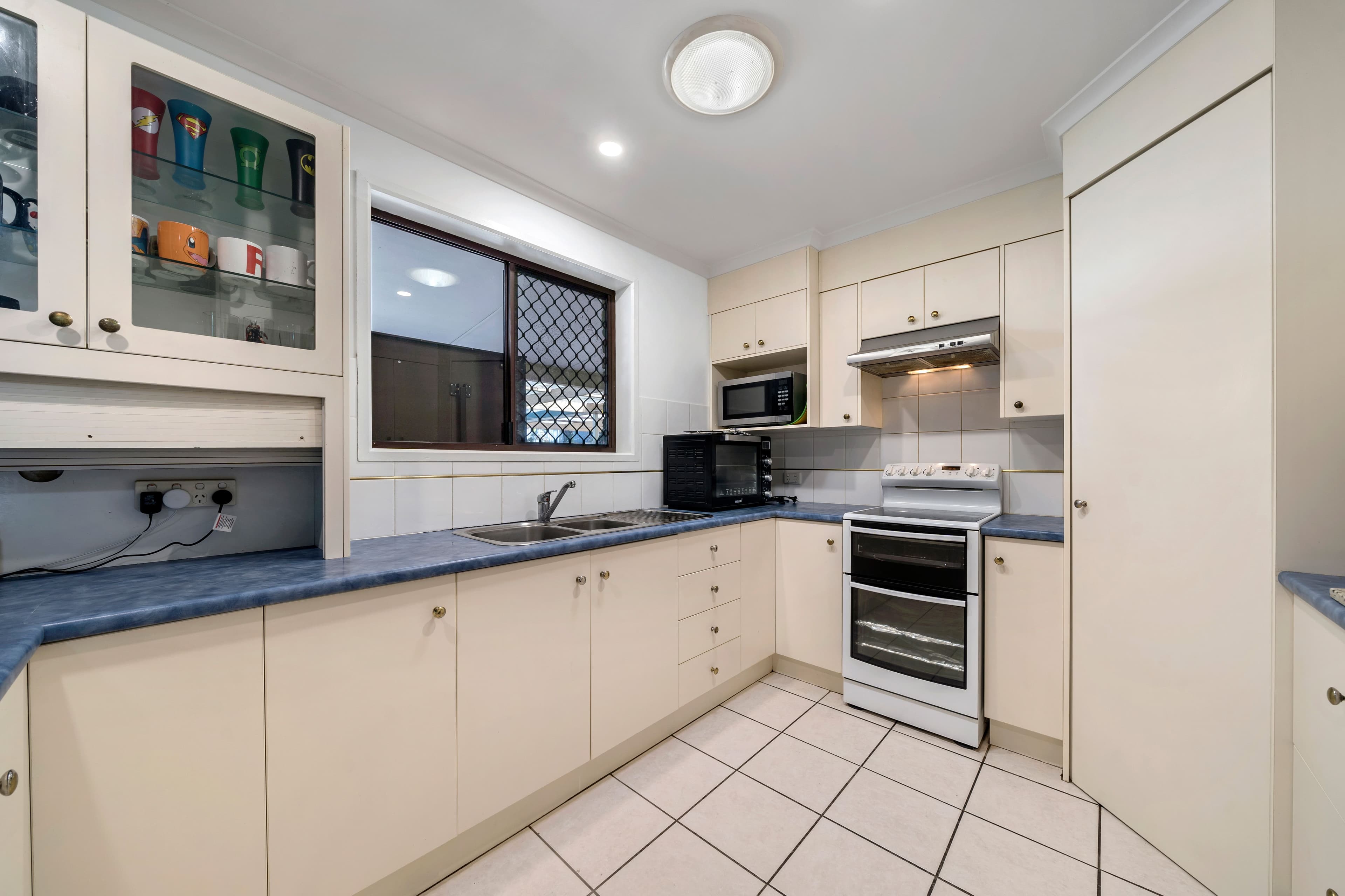 5 Hoop Street, Hillcrest QLD 4118, Hillcrest - Thumbnail 4