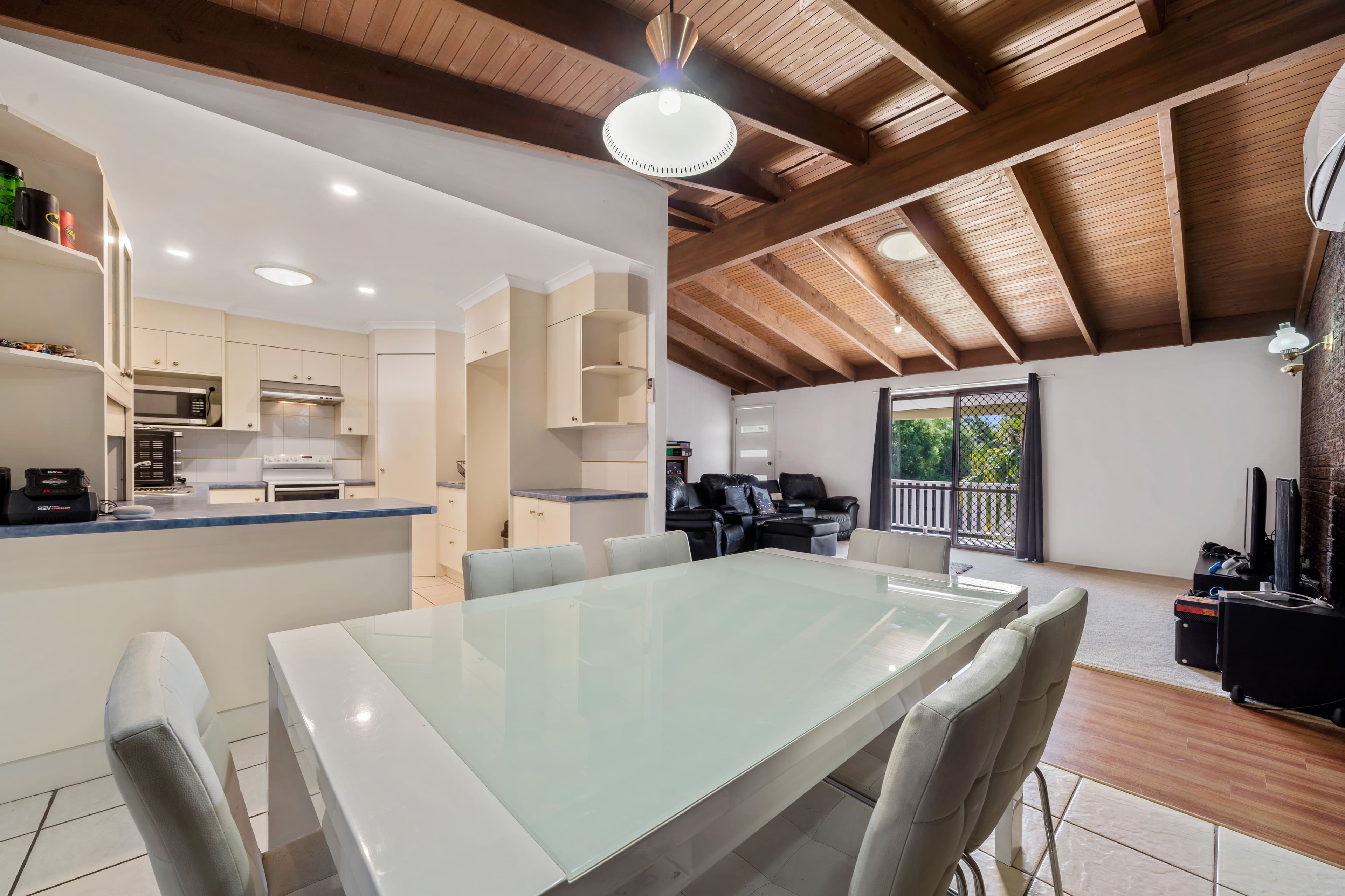 5 Hoop Street, Hillcrest QLD 4118, Hillcrest - Thumbnail 5