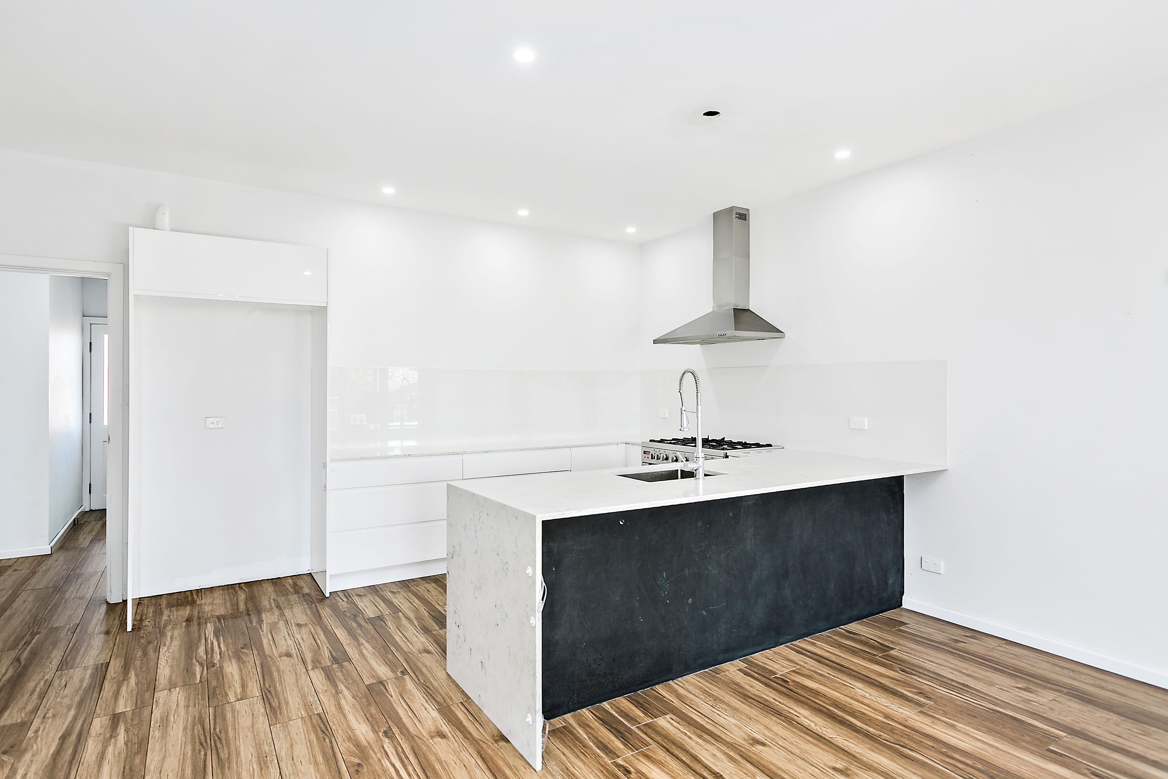15 Macquarie Street, Albion Park - Thumbnail 2