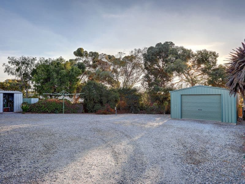 17 Central Street, Louth Bay SA 5607, Louth Bay - Thumbnail 3
