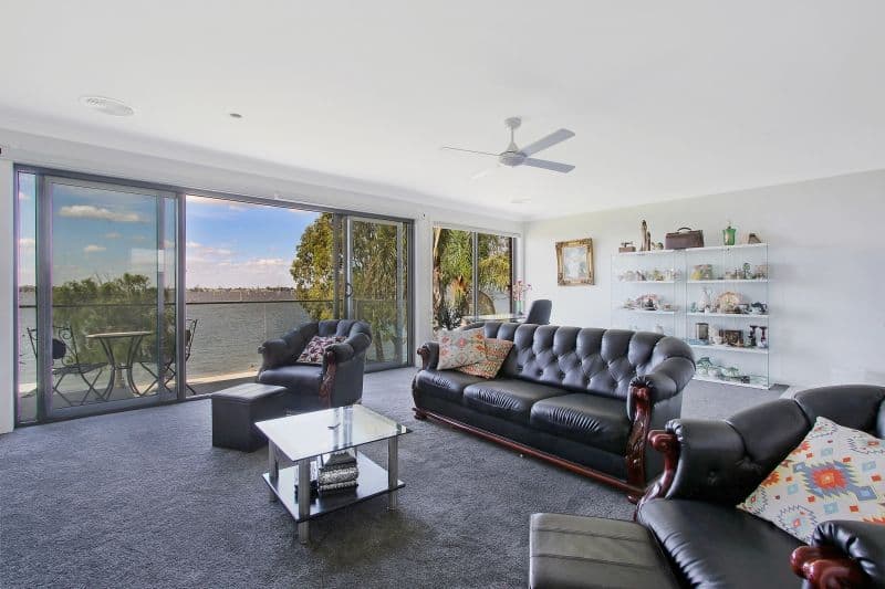 30 Henderson Street, Yarrawonga VIC 3730, Yarrawonga - Thumbnail 5