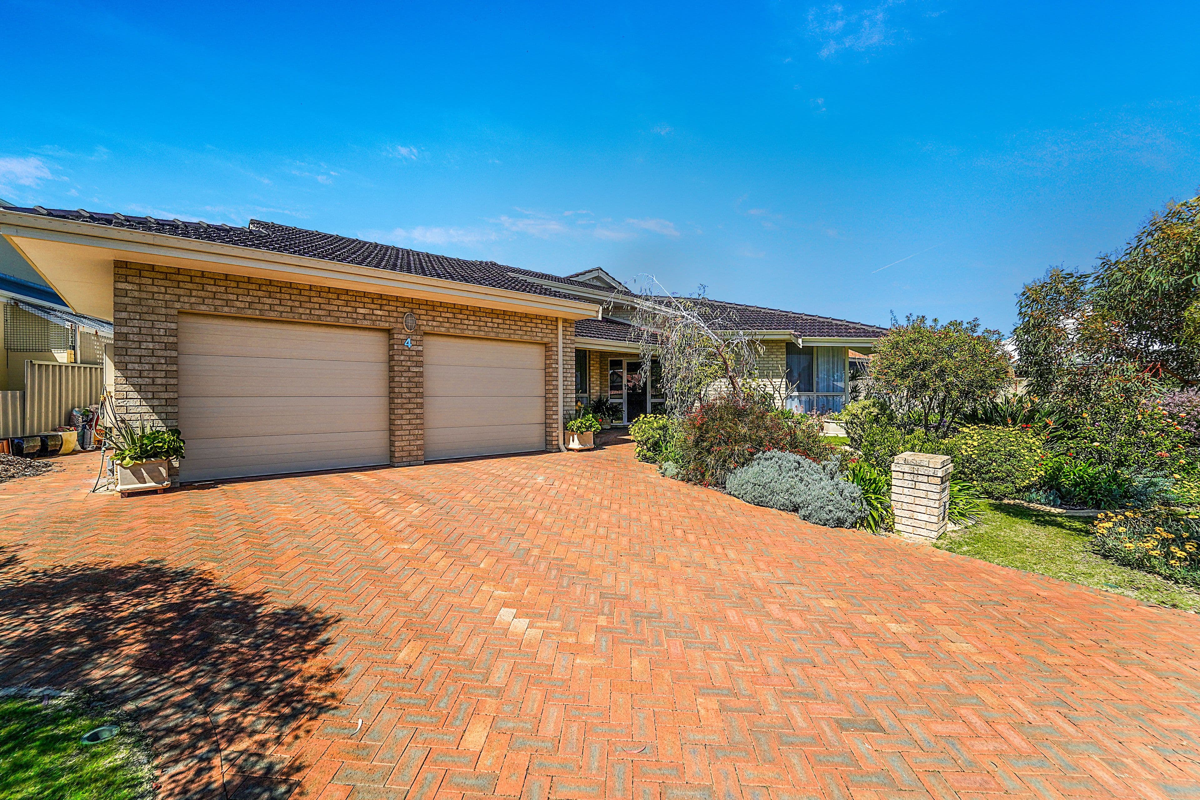 4 Shalvey Close, Duncraig WA 6023, Duncraig - Thumbnail 2