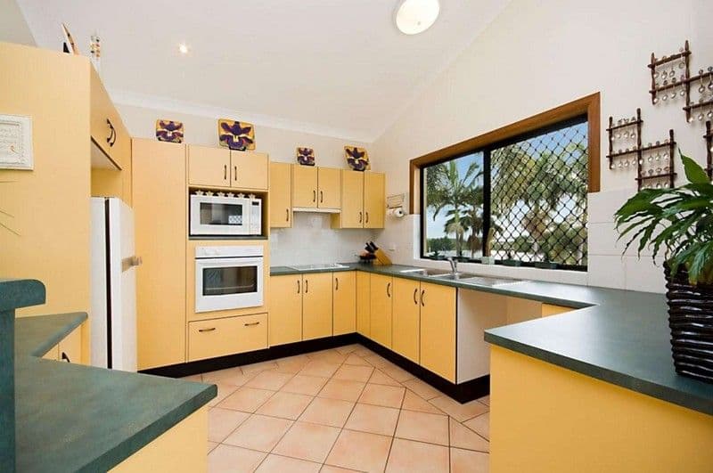 7 Galway Court, MOUNT LOUISA QLD 4814, Mount Louisa - Thumbnail 3
