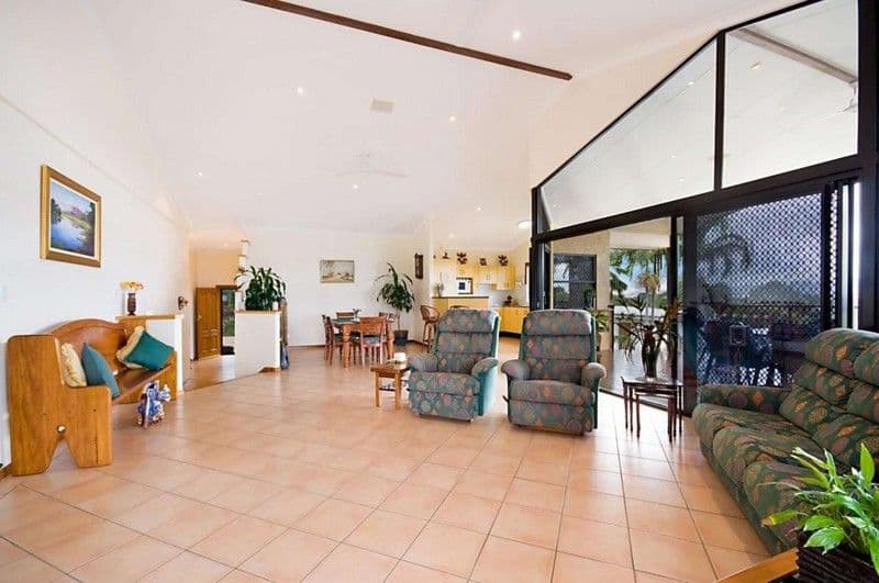 7 Galway Court, MOUNT LOUISA QLD 4814, Mount Louisa - Thumbnail 4