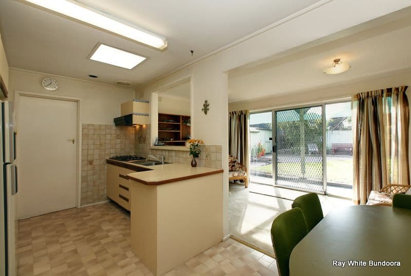 22 Athol Avenue, BUNDOORA VIC 3083, Bundoora - Thumbnail 4