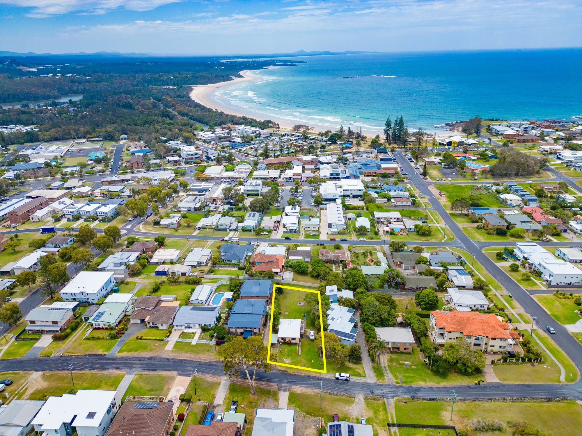21 Nelson Street, Woolgoolga NSW 2456, Woolgoolga - Image 1