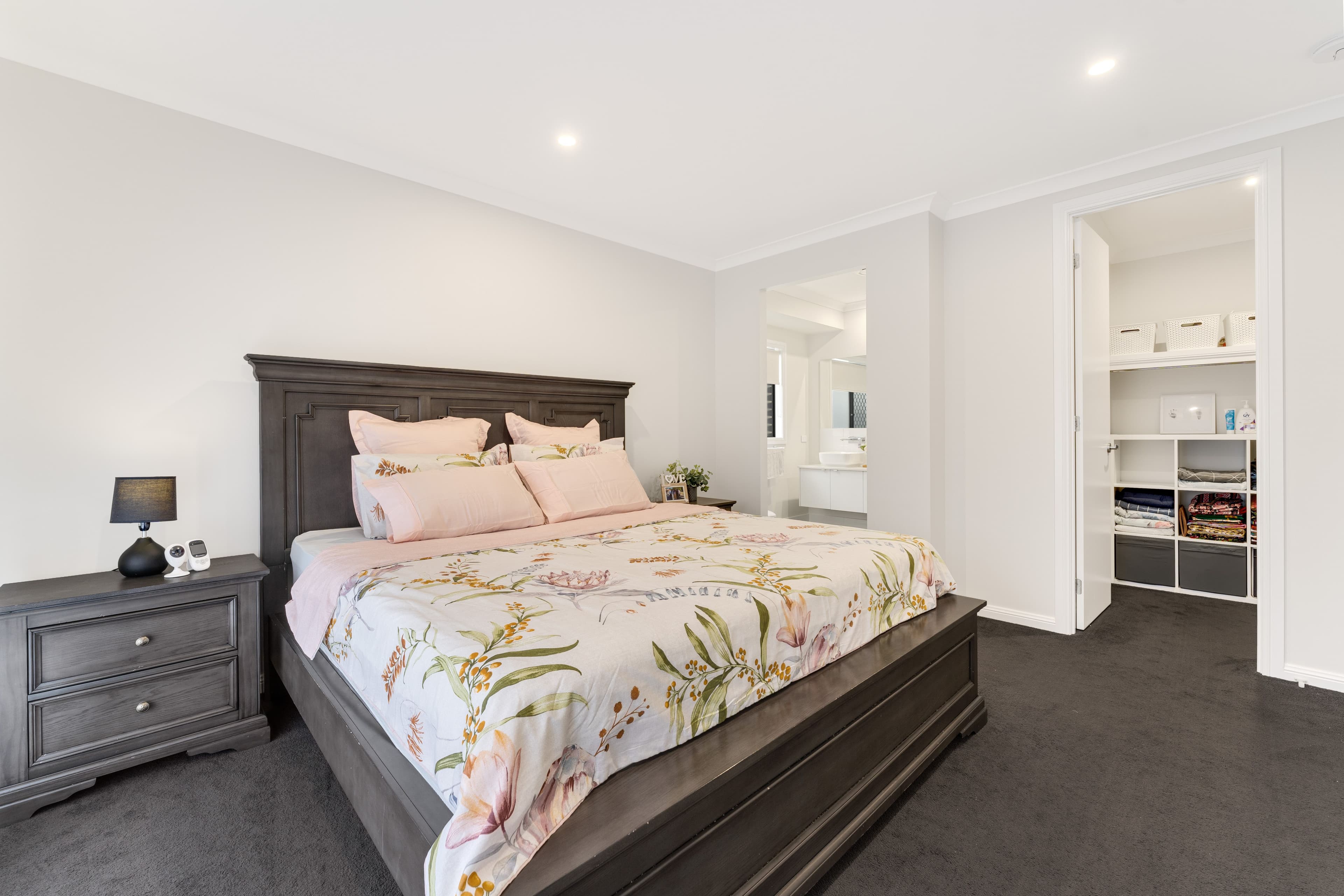 15 Fiennes Road, Logan Reserve QLD 4133, Logan Reserve - Thumbnail 6