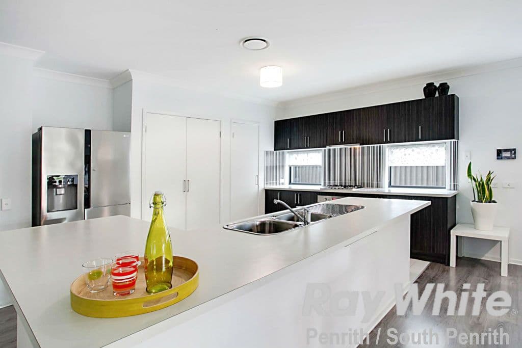 2 Iluka Road, Claremont Meadows NSW 2747, Claremont Meadows - Thumbnail 4