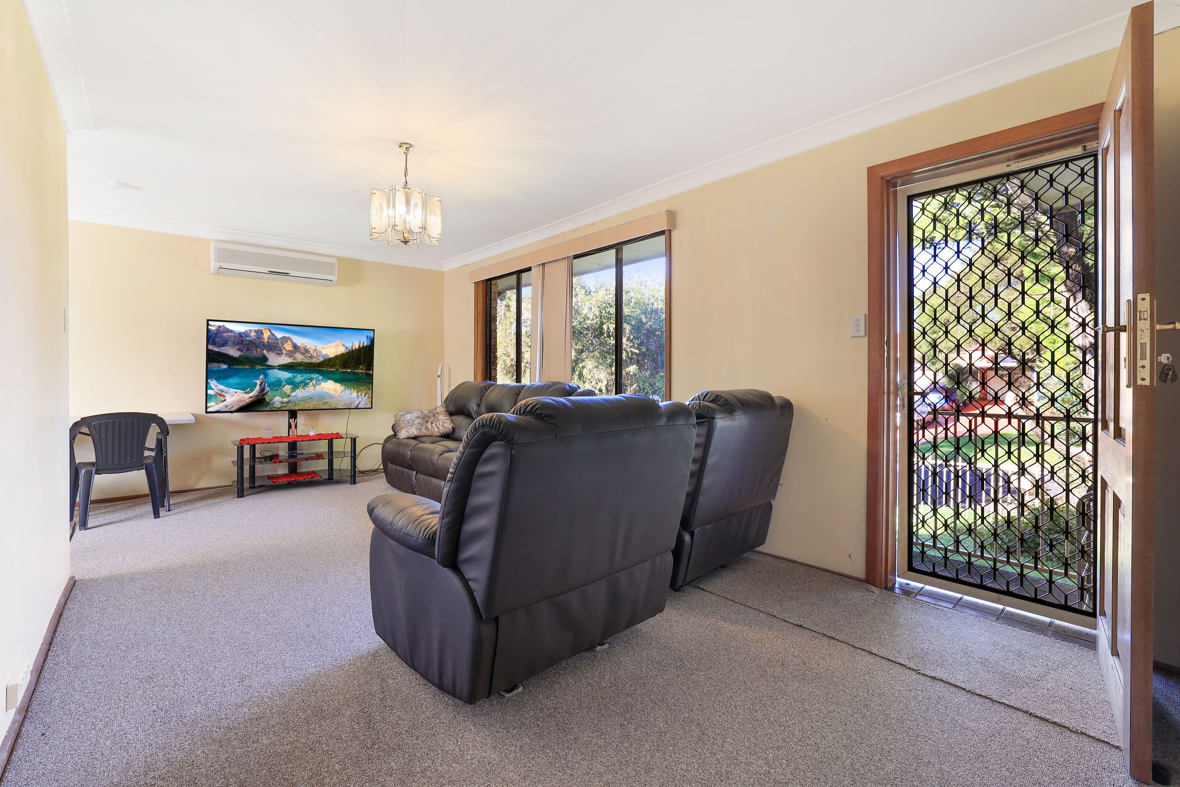 14 Danube Crescent, Kearns NSW 2558, Kearns - Thumbnail 5