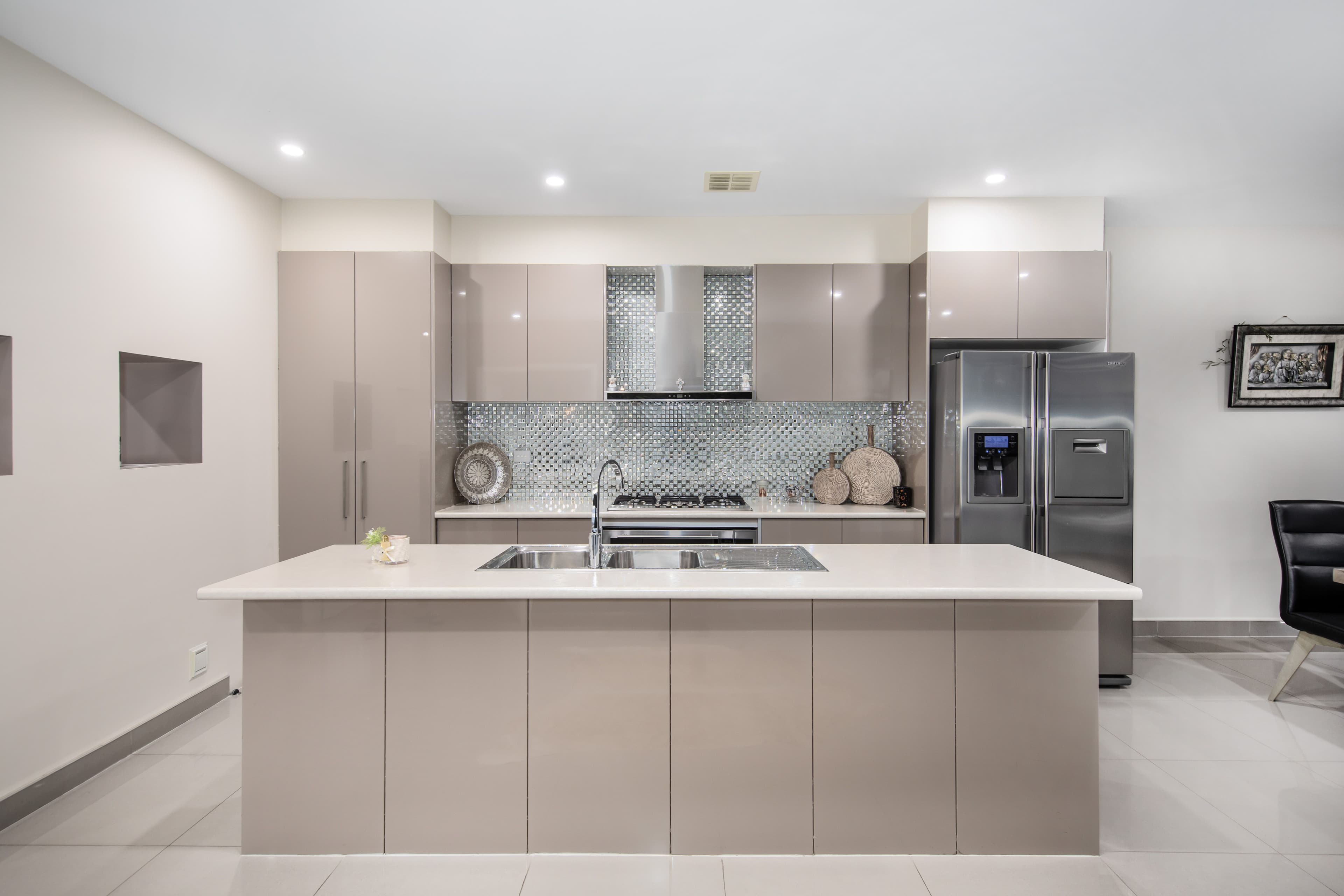 9 Burnett Close, Taylors Hill VIC 3037, Taylors Hill - Thumbnail 4