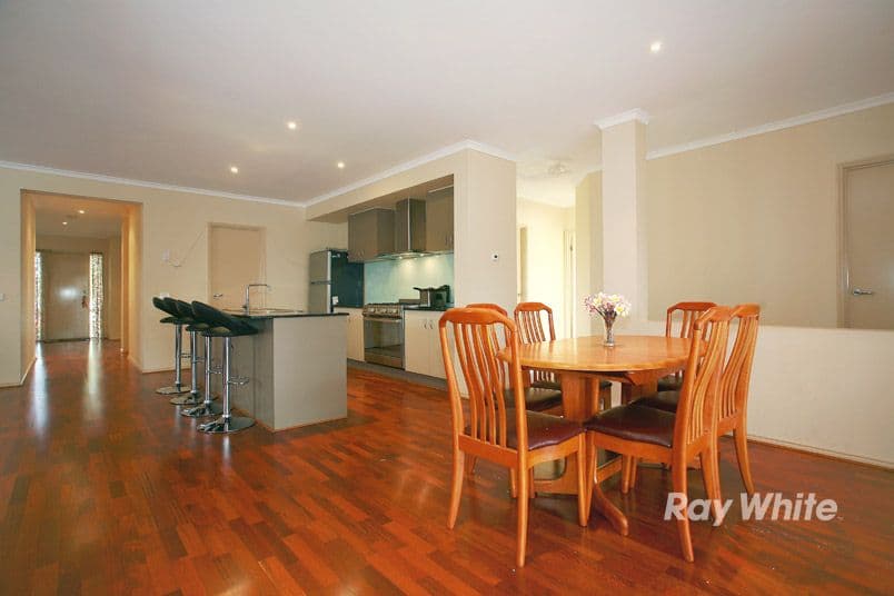 4 Von Nida Drive, CRANBOURNE NORTH VIC 3977, Cranbourne North - Thumbnail 3