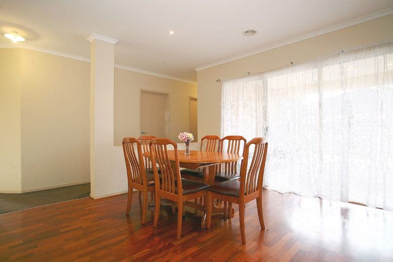 4 Von Nida Drive, CRANBOURNE NORTH VIC 3977, Cranbourne North - Thumbnail 8