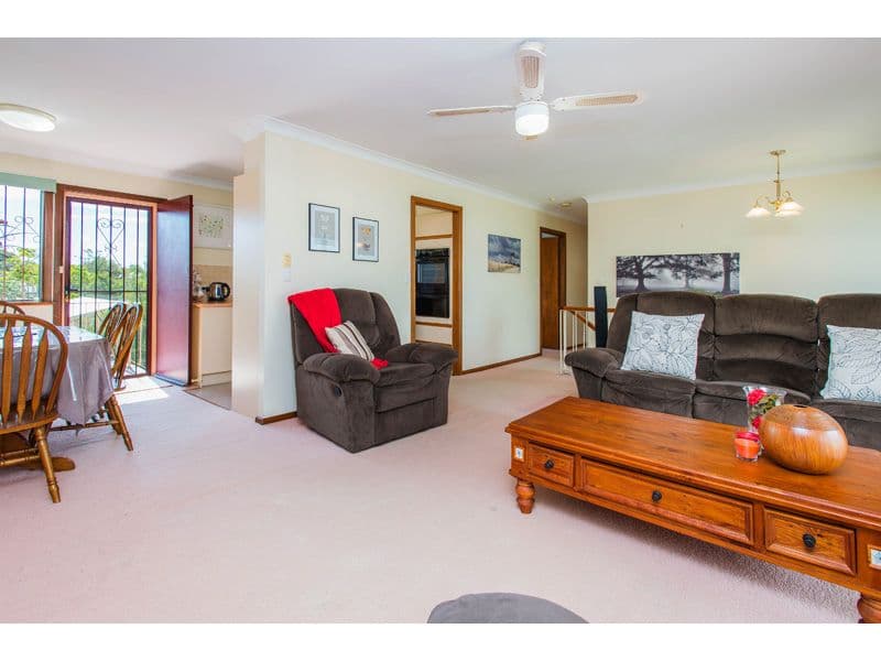 102 Kempsie Road, UPPER MOUNT GRAVATT QLD 4122, Upper Mount Gravatt - Thumbnail 4