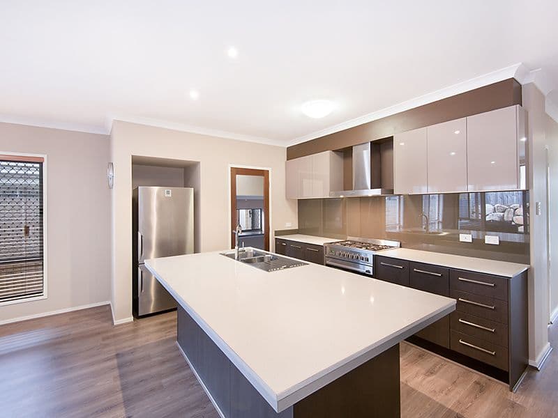 9 Livingstone Court, NORTH LAKES QLD 4509, North Lakes - Thumbnail 2