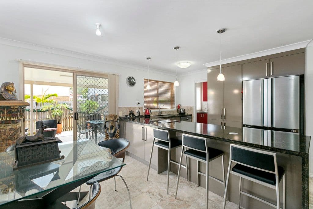 2 Stretton Way, Kenwick WA 6107, Kenwick - Thumbnail 2