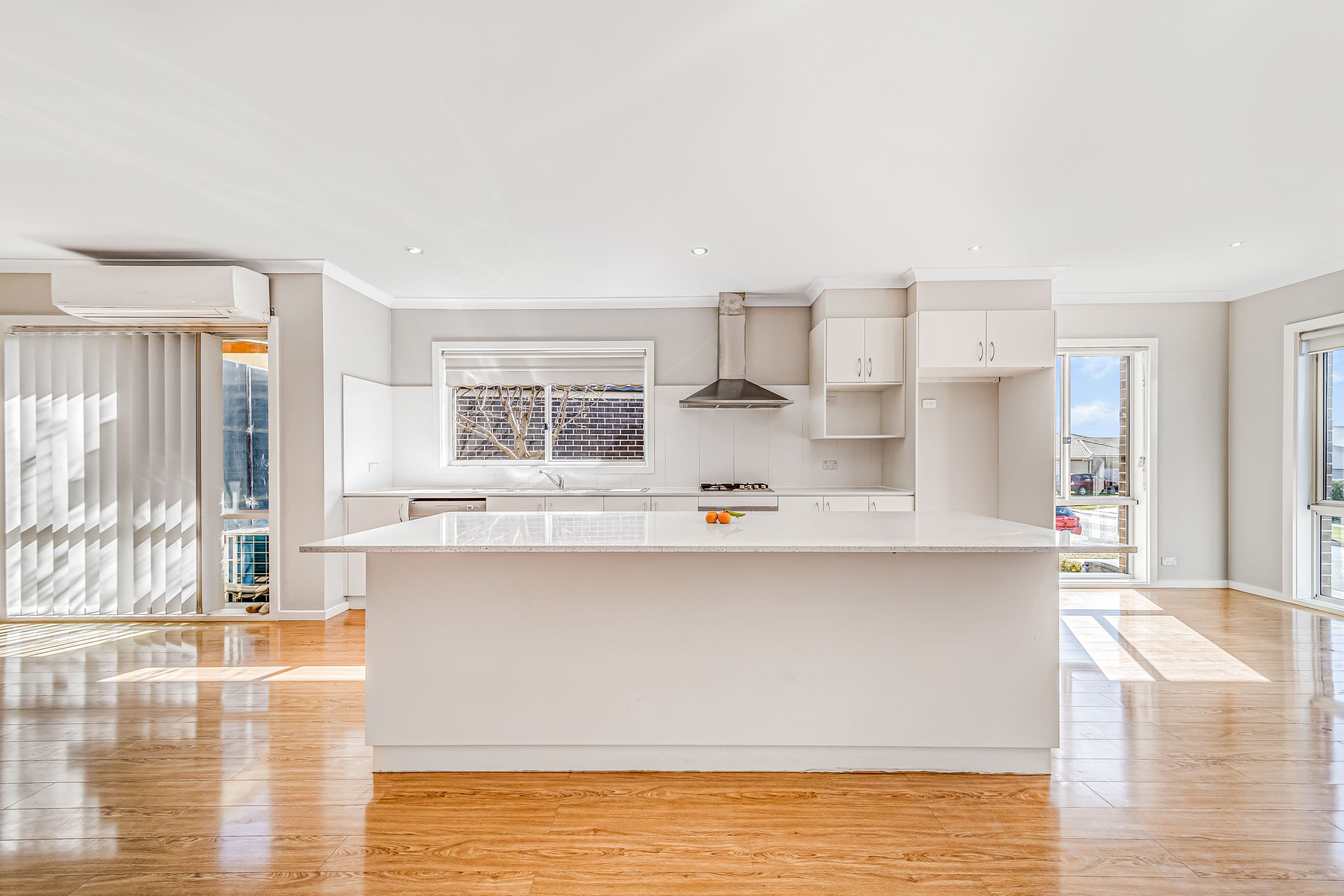 43 Overall Avenue, Casey ACT 2913, Casey - Thumbnail 2