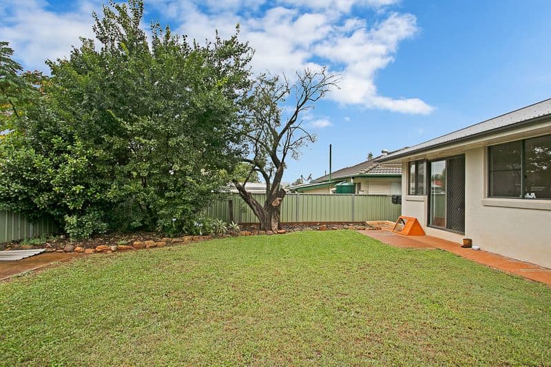 27 Quelch Street, Rockville QLD 4350, Rockville - Thumbnail 8