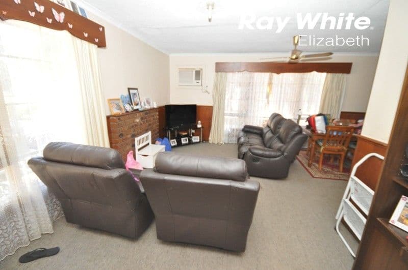 8 Burford Street, Elizabeth Downs SA 5113, Elizabeth Downs - Thumbnail 2