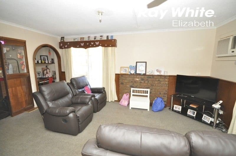 8 Burford Street, Elizabeth Downs SA 5113, Elizabeth Downs - Thumbnail 3