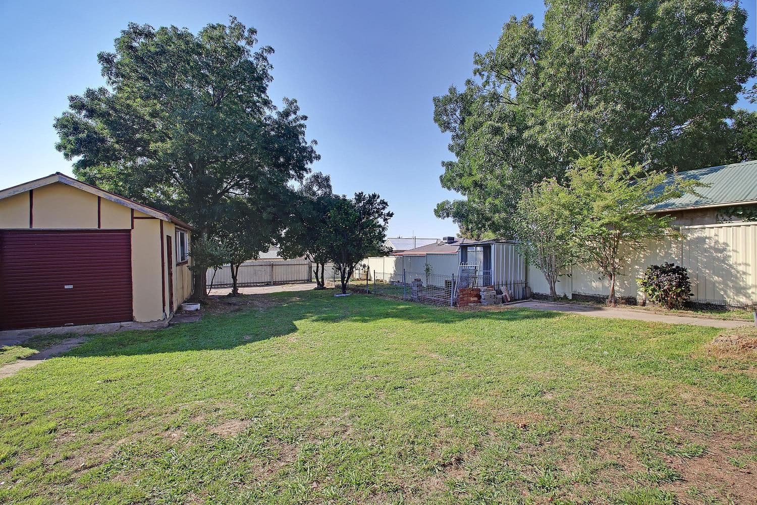 27 Robinson Street, GOULBURN NSW 2580, Goulburn - Thumbnail 2